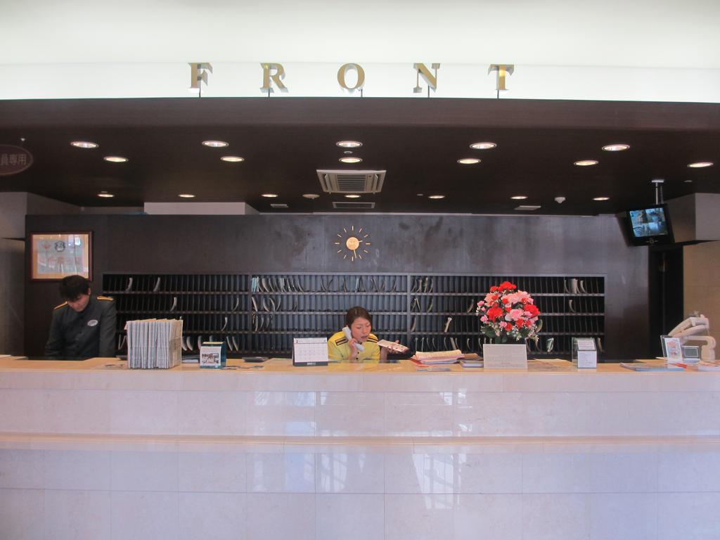 Toyoko Inn Shonan Hiratsuka Eki Kita Guchi No 1 Екстер'єр фото